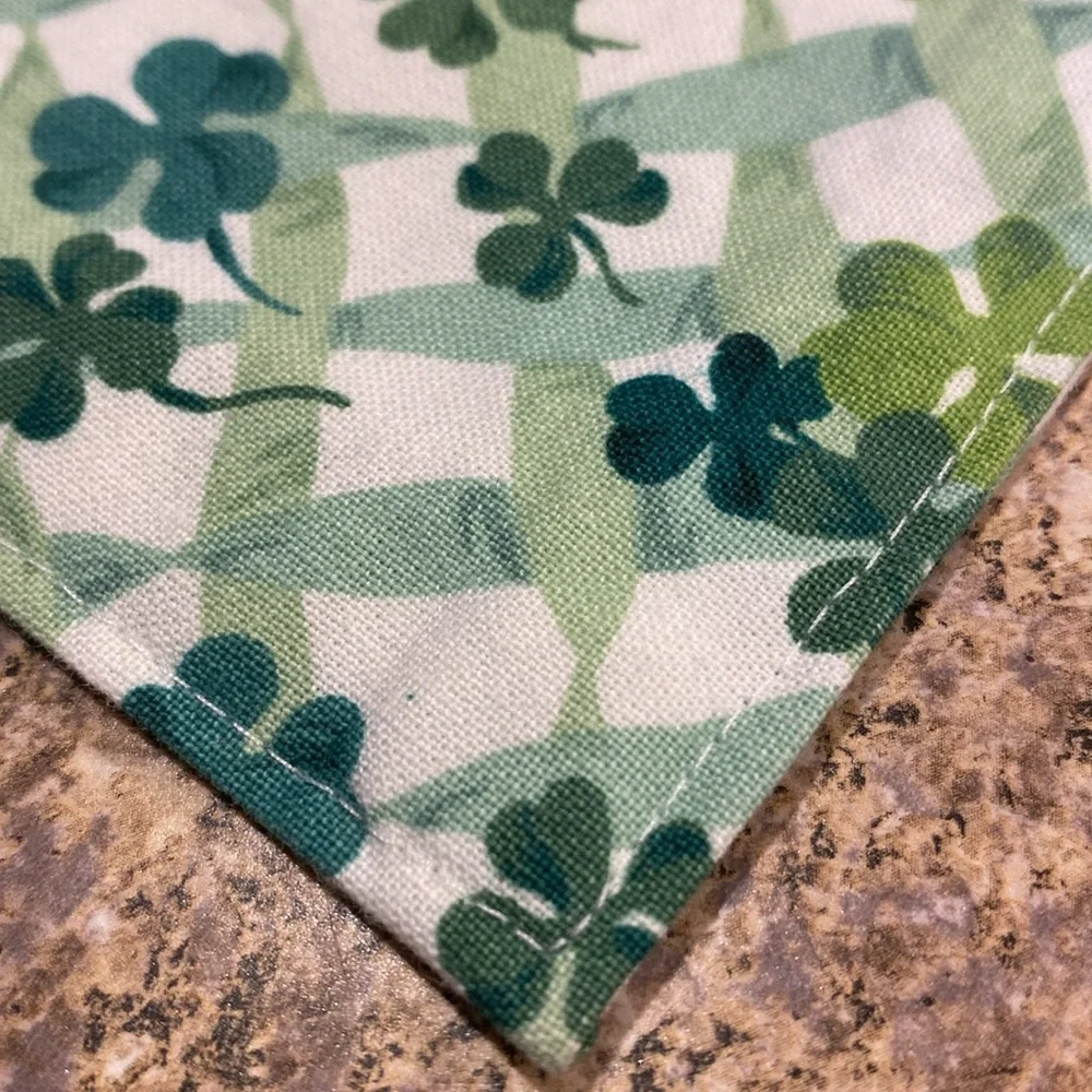 Longaberger 4 Fabric Shamrock Placemats Used Lots of Luck